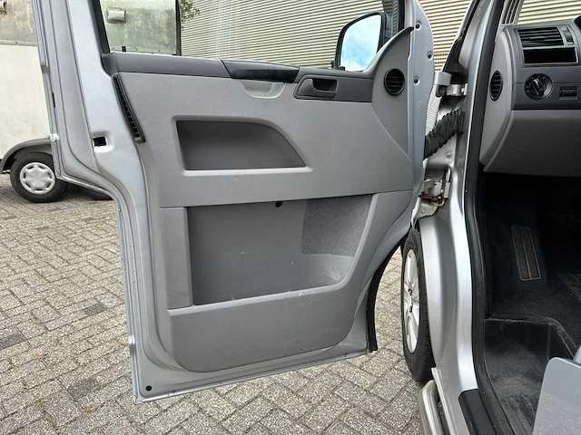 Volkswagen transporter 2.5 tdi 340 trendline dsg 5-persoon 131pk 2009, 6-vdv-12 - afbeelding 11 van  30