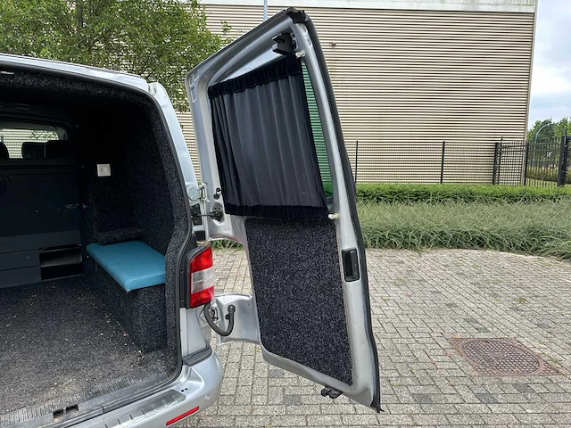 Volkswagen transporter 2.5 tdi 340 trendline dsg 5-persoon 131pk 2009, 6-vdv-12 - afbeelding 15 van  30