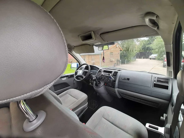 Volkswagen transporter 2.5 tdi bedrijfswagen - afbeelding 14 van  33