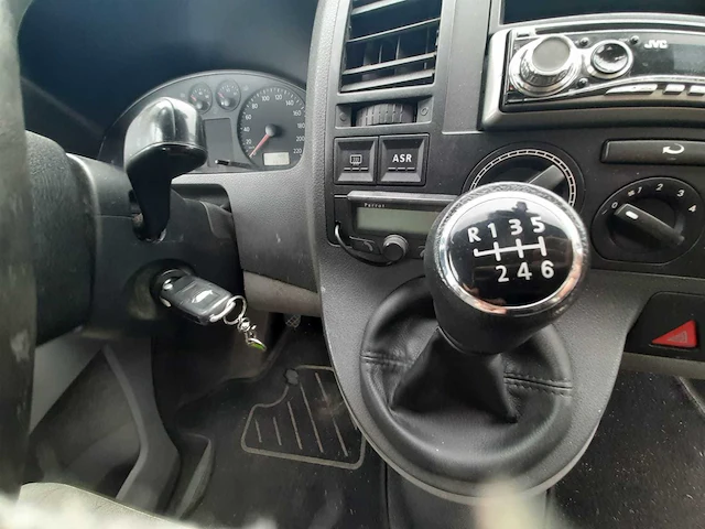 Volkswagen transporter 2.5 tdi bedrijfswagen - afbeelding 16 van  33