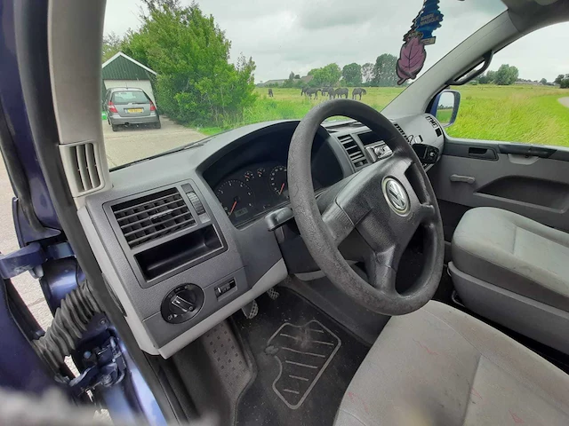 Volkswagen transporter 2.5 tdi bedrijfswagen - afbeelding 17 van  33