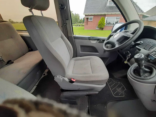 Volkswagen transporter 2.5 tdi bedrijfswagen - afbeelding 18 van  33