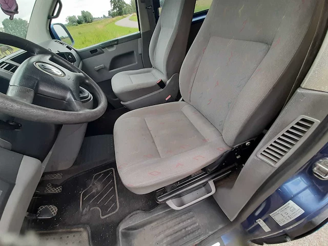 Volkswagen transporter 2.5 tdi bedrijfswagen - afbeelding 21 van  33