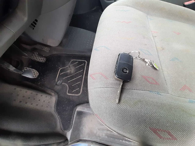 Volkswagen transporter 2.5 tdi bedrijfswagen - afbeelding 25 van  33