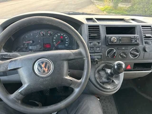 Volkswagen transporter bedrijfswagen - afbeelding 8 van  11