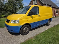 Volkswagen transporter bedrijfswagen - afbeelding 1 van  31