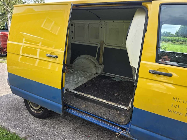 Volkswagen transporter bedrijfswagen - afbeelding 16 van  31