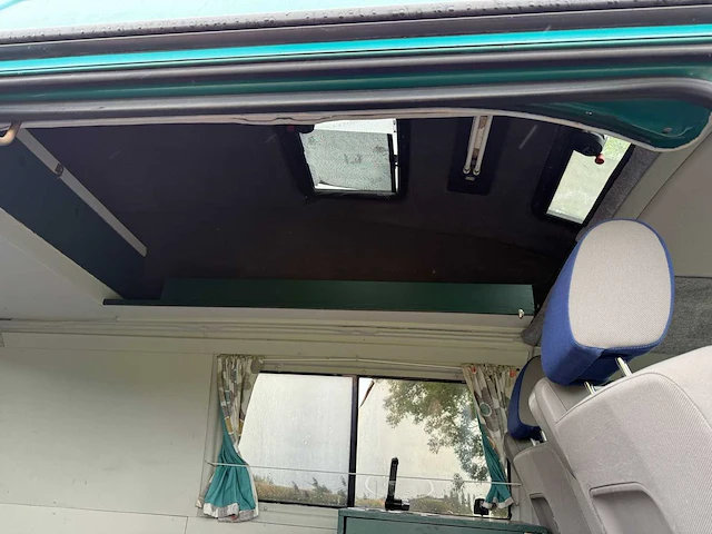 Volkswagen transporter camper , 40-zjf-6 - afbeelding 15 van  15