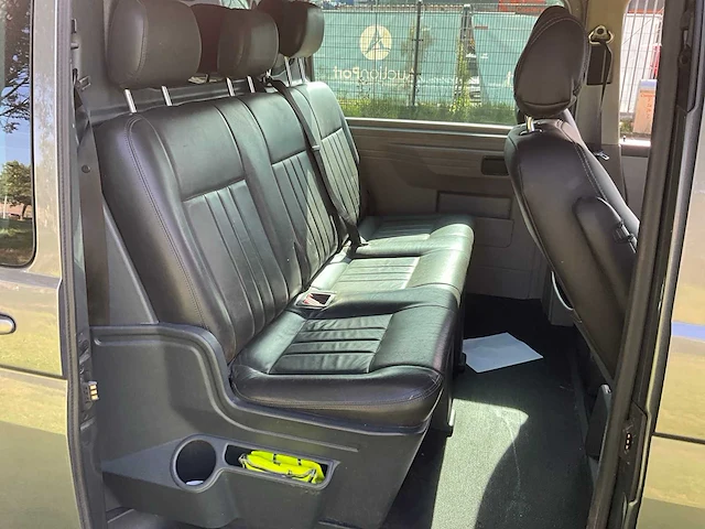 Volkswagen transporter dubbele cabine bedrijfswagen - afbeelding 3 van  14