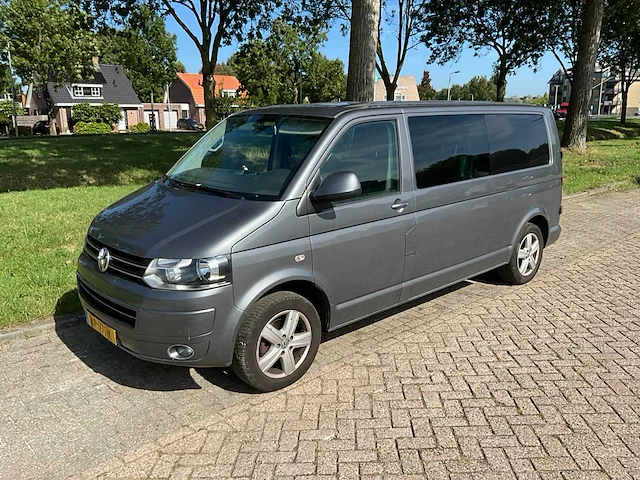 Volkswagen transporter dubbele cabine bedrijfswagen - afbeelding 1 van  14