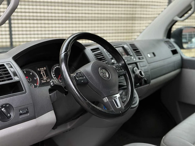 Volkswagen transporter kombi 2.0 tdi bm highline 114pk 2015, 9-zhx-22 - afbeelding 3 van  31