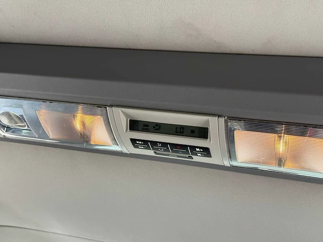 Volkswagen transporter multivan 2.0 comfortline, k-760-vl - afbeelding 8 van  27
