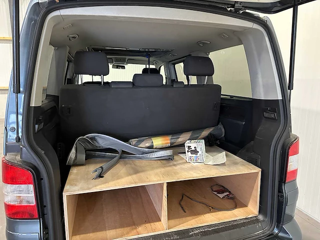 Volkswagen transporter multivan camper 65-zl-tp - afbeelding 14 van  23