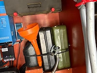 Volkswagen transporter servicebus met kenteken vv-894-d. btw voertuig. datum eerste toelating 08-04-2016. - afbeelding 2 van  21