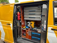 Volkswagen transporter servicebus met kenteken vv-894-d. btw voertuig. datum eerste toelating 08-04-2016. - afbeelding 3 van  21