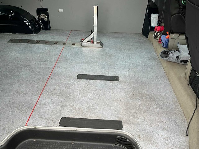 Volkswagen transporter t4 2.4d 5 cilinder bedrijfswagen met oprijklep/laadplateau - afbeelding 17 van  38