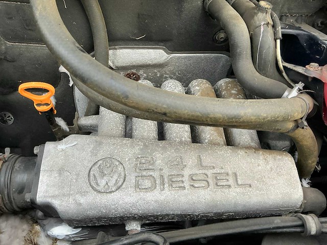 Volkswagen transporter t4 2.4d 5 cilinder bedrijfswagen met oprijklep/laadplateau - afbeelding 31 van  38