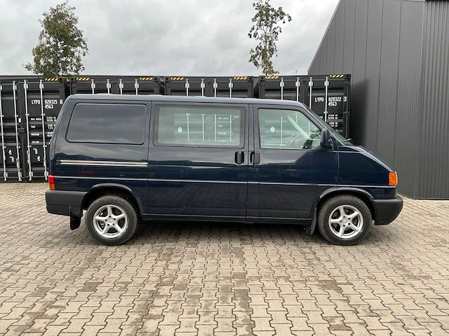 Volkswagen transporter t4 2.4d 5 cilinder bedrijfswagen met oprijklep/laadplateau - afbeelding 38 van  38