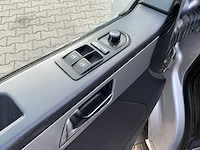 Volkswagen transporter t5 2.5 tdi multivan bedrijfswagen - afbeelding 13 van  37