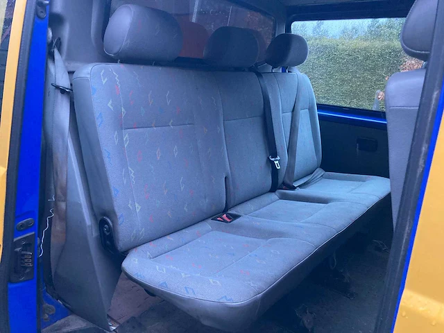 Volkswagen transporter t5 youngtimer bedrijfswagen - afbeelding 3 van  11