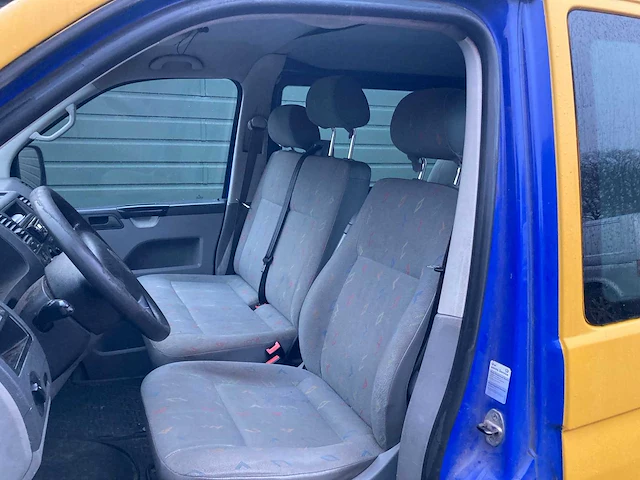 Volkswagen transporter t5 youngtimer bedrijfswagen - afbeelding 11 van  11