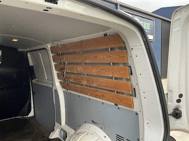 Volkswagen transporter t6 2.0 tdi l2 bedrijfswagen - afbeelding 3 van  24