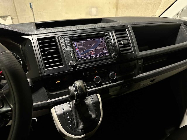 Volkswagen transporter t6 camper 2.0 4p -zelfbouw- 140pk 2016 (automaat), s-456-lj - afbeelding 21 van  49