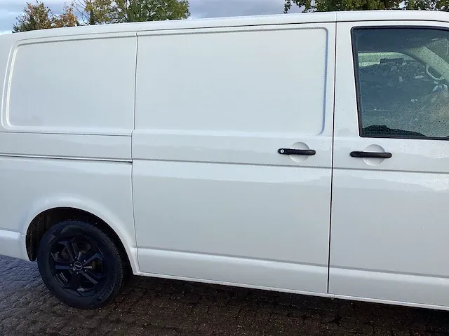 Volkswagen transporter - afbeelding 18 van  32