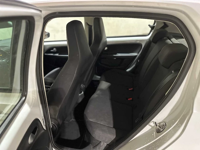 Volkswagen up! 1.0 2020, h-628-rz - afbeelding 30 van  48