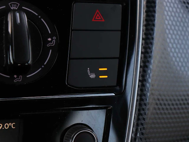 Volkswagen up! 1.0 bmt high up! automaat | h-441-xk - afbeelding 13 van  23