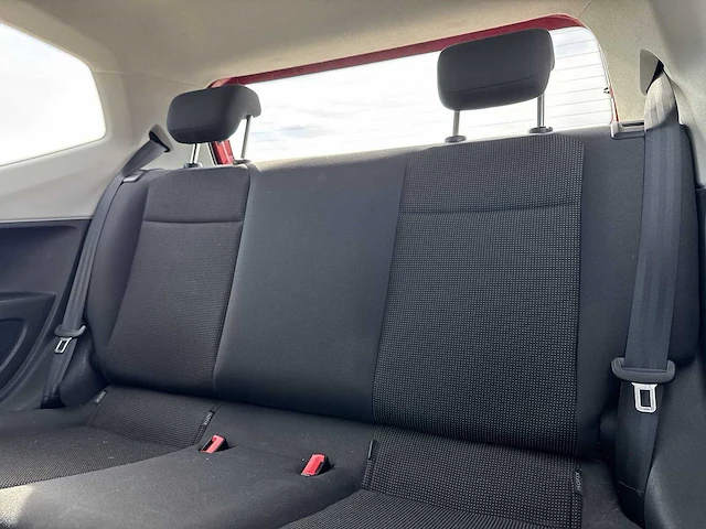 Volkswagen up! 1.0 high up! 2012 | zs-333-p - afbeelding 7 van  20