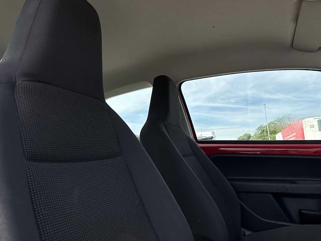 Volkswagen up! 1.0 high up! 2012 | zs-333-p - afbeelding 8 van  20