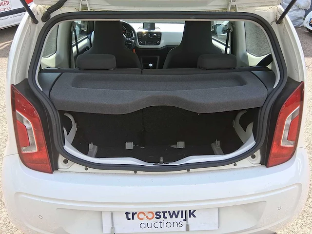 Volkswagen up! 1.0 high up! car 2012 | zj-913-l - afbeelding 17 van  28
