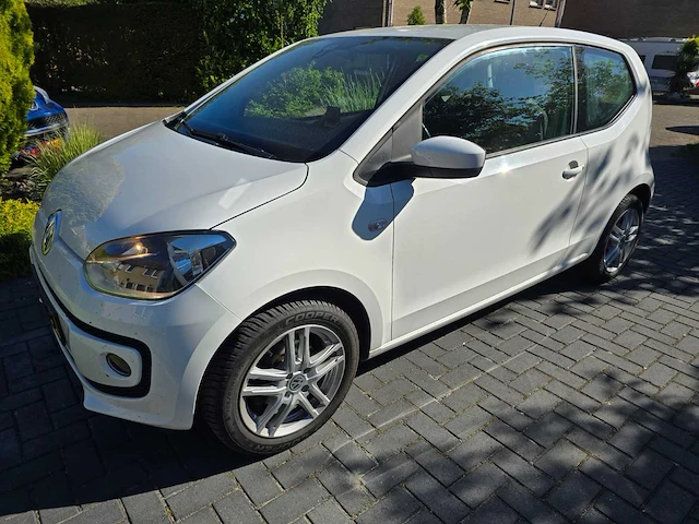 Volkswagen up 1.0 high up, org nl, 34-tnf-7 - afbeelding 1 van  19