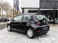 Volkswagen up 1.0 move up 2018 airco stoelverwarming elektrische ramen bluetooth - afbeelding 17 van  23