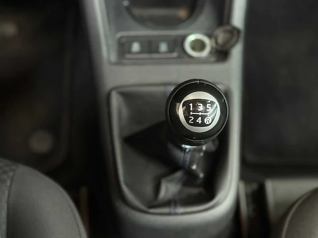Volkswagen up! 1.0 move up! bluem 75pk 2015, s-633-ps - afbeelding 20 van  45