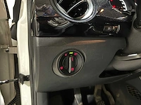 Volkswagen up! 1.0 move up! bluemotion 60pk 2013, 2-szr-70 - afbeelding 10 van  36
