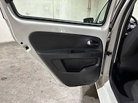 Volkswagen up! 1.0 move up! bluemotion 60pk 2013, 2-szr-70 - afbeelding 20 van  36