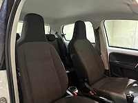 Volkswagen up! 1.0 move up! bluemotion 60pk 2013, 2-szr-70 - afbeelding 27 van  36