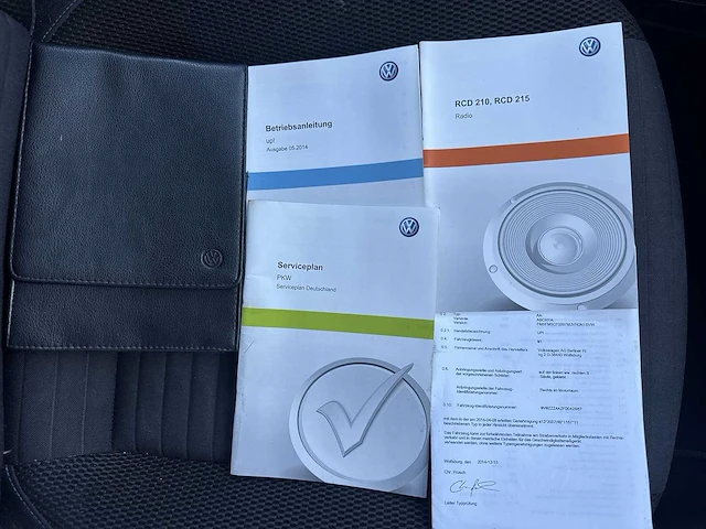 Volkswagen up! 1.0 up! edition bluemotion car 2014 | gzz-37-b i - afbeelding 19 van  26