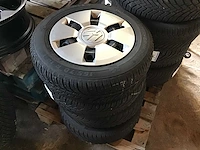 Volkswagen up! velg (4x) - afbeelding 1 van  6