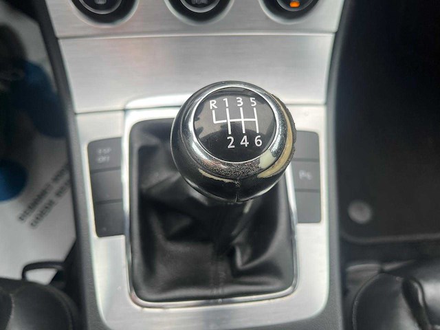 Volkswagenpassat variant 2.0 fsi highline airco cruise navi leder, 01-xl-hp - afbeelding 10 van  29