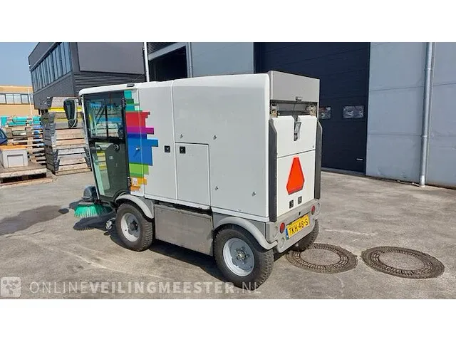 Volledig elektrische veegmachine glutton, zen 01, bouwjaar 2019 | 2566h. | tkh-48-s - afbeelding 3 van  58