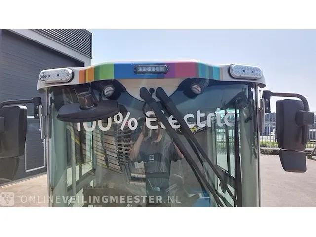Volledig elektrische veegmachine glutton, zen 01, bouwjaar 2019 | 2566h. | tkh-48-s - afbeelding 6 van  58