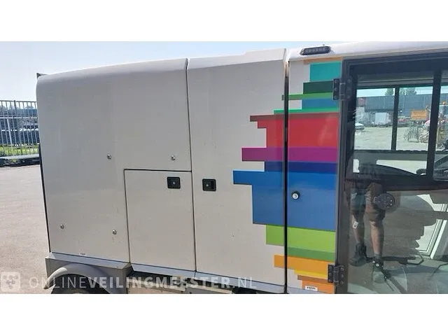 Volledig elektrische veegmachine glutton, zen 01, bouwjaar 2019 | 2566h. | tkh-48-s - afbeelding 15 van  58