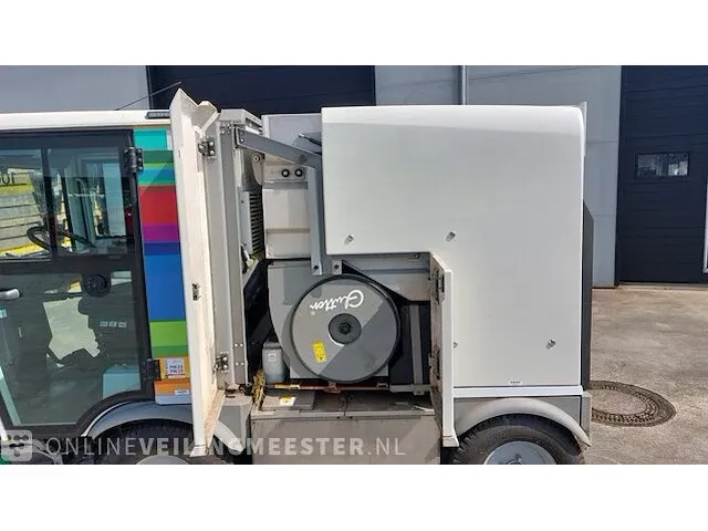 Volledig elektrische veegmachine glutton, zen 01, bouwjaar 2019 | 2566h. | tkh-48-s - afbeelding 30 van  58