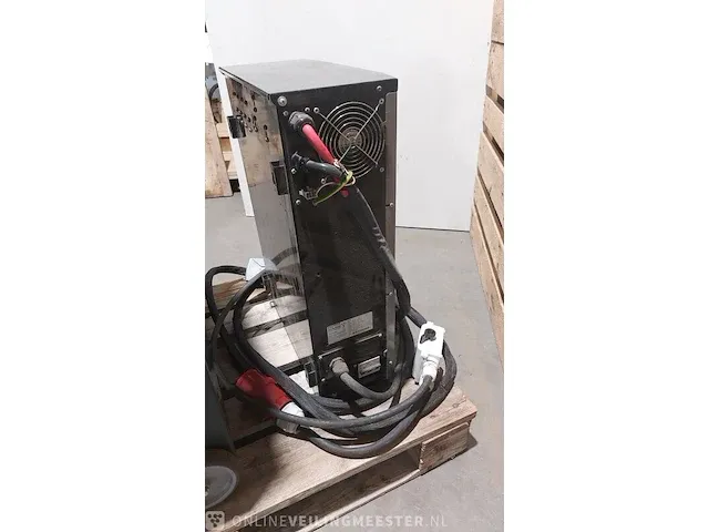 Volledig elektrische veegmachine glutton, zen 01, bouwjaar 2019 | 2566h. | tkh-48-s - afbeelding 53 van  58