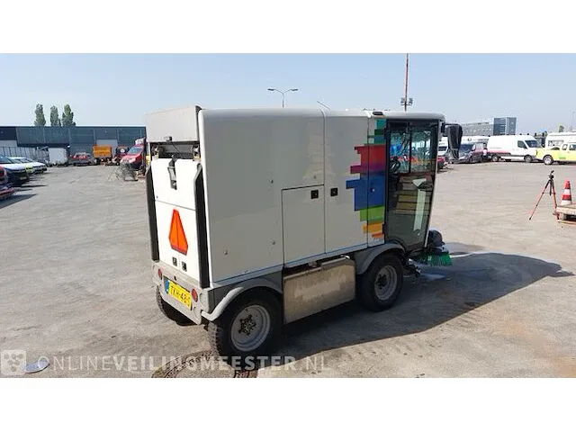 Volledig elektrische veegmachine glutton, zen 01, bouwjaar 2019 | 2566h. | tkh-48-s - afbeelding 57 van  58