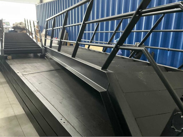 Volledige beurs stand - afbeelding 8 van  11