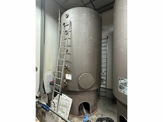 Volledige voorraad tankopslag (4 tanks) met viking opvoerpompen en besturingsysteem - afbeelding 7 van  13